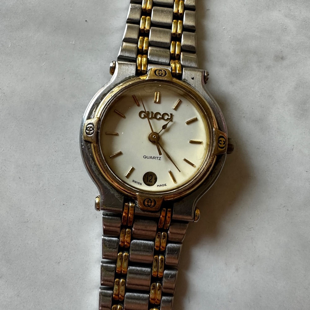 Gucci Gold and Silver 9000L watch